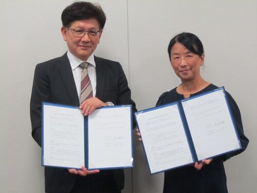大方美香大阪総合保育大学学長と本学山下文一学長